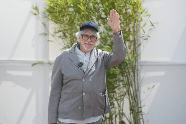Internationale Filmfestspiele von Cannes, L Homme qui a vu l ours qui a vu l homme Photocall Pierre Richard arrives at the photocall for the film LHomme qui a vu lours qui a vu lhomme during the 78th Cannes International Film Festival Pierre Richard arrives at the photocall for the film LHomme qui a vu lours qui a vu lhomme during the 78th Cannes International Film Festival on May 22, 2025 Lionel Urman Bestimage Pierre Richard arrives at the photocall for the film LHomme qui a vu lours qui a vu lhomme during the 78th Cannes International Film Festival on May 22, 2025 Cannes France  Copyright: xLIONELxURMANxx xBESTIMAGExLIONELxURMANxx xBESTIMAGEx