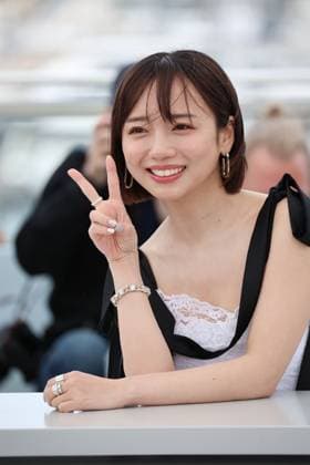 Internationale Filmfestspiele von Cannes, Renai Saiban - Love on Trial Photocall Love On Trial Photocall at the 78th Annual Cannes Film Festival Kyoko Saito - Love On Trial Photocall at the 78th Annual Cannes Film Festival in Cannes, France on May 22, 2025.  Copyright: x Chassery+Courdjix