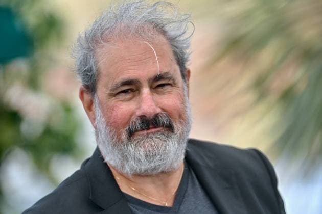 Cannes - L Homme Qui a Vu L ours Qui a Vu L Homme Photocall Gustave de Kervern attend the LHomme Qui A Vu LOurs Qui A Vu LHomme photocall at the 78th annual Cannes Film Festival at Palais des Festivals on May 22, 2025 in Cannes, France. Photo by Franck Castel ABACAPRESS.COM Cannes France  Copyright: xCastelxFranck ABACAx