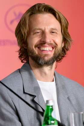 Cannes Sentimental Value Press Conference NG Anders Danielsen Lie at the ‘Affeksjonsverdi (Sentimental Value)’ Press Conference in Cannes, France, on May 22, 2025, as part of the Competition of the 78th Cannes Film Festival. Photo by Nicolas GeninABACAPRESS.COM Cannes France  Copyright: xGeninxNicolas ABACAx