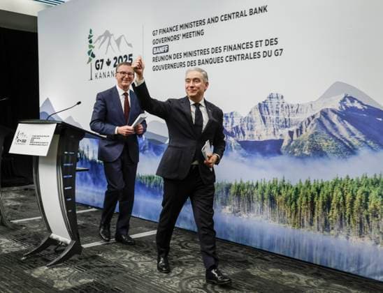 May 22, 2025, Banff, Ab, CANADA: Canada s Finance Minister Francois-Philippe Champagne, right, and Governor of the Bank of Canada Tiff Macklem leave the final news conference at the G7 Finance Ministers meeting in Banff, Alta., Thursday, May 22, 2025. Banff CANADA - ZUMAc35_ 20250522_zaf_c35_055 Copyright: xJeffxMcintoshx