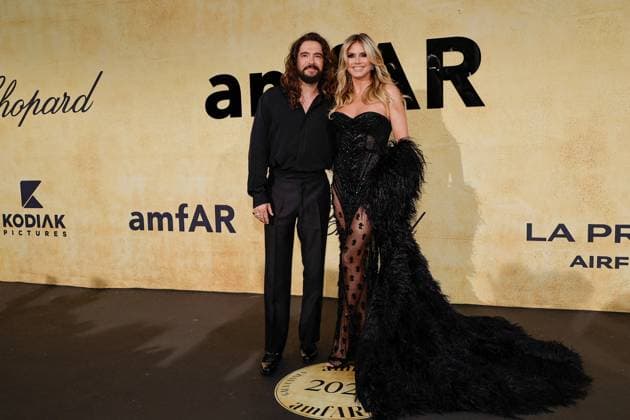 Entertainment Themen der Woche KW21 Entertainment Bilder des Tages Photocall of the AmFar Gala 2025 by Chopard at Hotel du Cap Eden Roc in Antibes Heidi Klum and her husband Tom Kaulitz at the photocall of the AmFar Gala 2025 by Chopard at Hotel du Cap Eden Roc in Antibes on May 22, 2025 Moreau Jacovides Bestimage amfAR Gala Cannes 2025 presented by Chopard at Hotel du Cap Eden Roc on May 22, 2025 in Cap dAntibes, France Antibes France  Copyright: xJACOVIDES-MOREAUx xBESTIMAGExJACOVIDES-MOREAUx xBESTIMAGEx