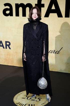 Andrea Riseborough bei der 31. amfAR Gala Cannes im Rahmen des Festival de Cannes 2025 78. Internationale Filmfestspiele von Cannes im HÃ tel du Cap-Eden-Roc. Antibes, 22.05.2025