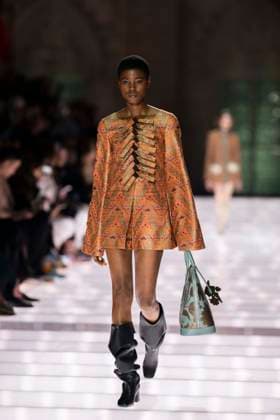 Louis Vuitton Cruise 2026 Runway - Avignon A model walks the runway during the Louis Vuitton Cruise 2026 fashion show at Palais des Papes ( Palace of the Popes ), in Avignon, France on May 22, 2025. Photo by Eliot Blondet ABACAPRESS.COM Avignon France France  Copyright: xBlondetxEliot ABACAx