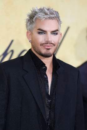 Adam Lambert bei der 31. amfAR Gala Cannes im Rahmen des Festival de Cannes 2025 78. Internationale Filmfestspiele von Cannes im HÃ tel du Cap-Eden-Roc. Antibes, 22.05.2025