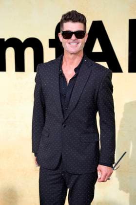 Robin Thicke bei der 31. amfAR Gala Cannes im Rahmen des Festival de Cannes 2025 78. Internationale Filmfestspiele von Cannes im HÃ tel du Cap-Eden-Roc. Antibes, 22.05.2025