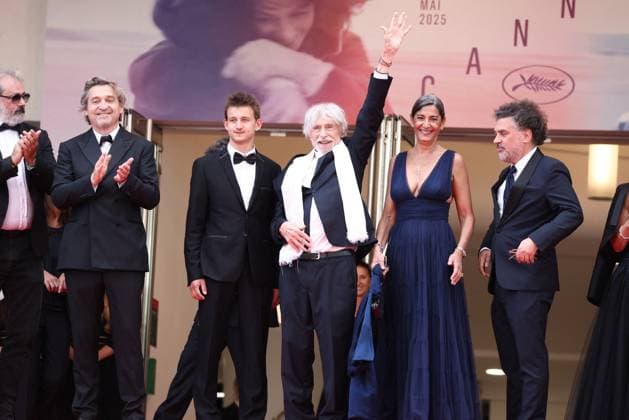 Cannes - La Venue de l Avenir Screening JD Gustave de Kervern, Frederic Niedermayer, Louis-Do de Lencquesaing, Pierre Richard, Timi-Joy Marbot, Ceyla Lacerda attend the red carpet and screening of La Venue de l Avenir in Cannes, France, on May 22, 2025, as part of the Cannes Film Festival. Photo by Jerome Domine ABACAPRESS.COM Cannes France  Copyright: xDominexJerome ABACAx