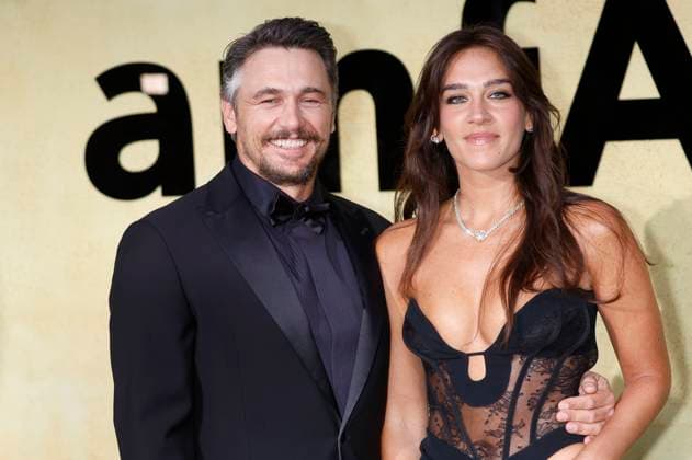 James Franco und Izabel Pakzad bei der 31. amfAR Gala Cannes im Rahmen des Festival de Cannes 2025 78. Internationale Filmfestspiele von Cannes im HÃ tel du Cap-Eden-Roc. Antibes, 22.05.2025