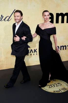 Ed Westwick und Amy Jackson bei der 31. amfAR Gala Cannes im Rahmen des Festival de Cannes 2025 78. Internationale Filmfestspiele von Cannes im HÃ tel du Cap-Eden-Roc. Antibes, 22.05.2025