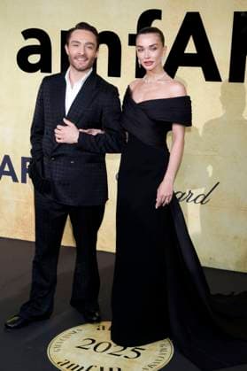 Ed Westwick und Amy Jackson bei der 31. amfAR Gala Cannes im Rahmen des Festival de Cannes 2025 78. Internationale Filmfestspiele von Cannes im HÃ tel du Cap-Eden-Roc. Antibes, 22.05.2025
