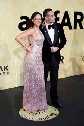 Michelle Rodriguez und Mohammed Al Turki bei der 31. amfAR Gala Cannes im Rahmen des Festival de Cannes 2025 78. Internationale Filmfestspiele von Cannes im HÃ tel du Cap-Eden-Roc. Antibes, 22.05.2025