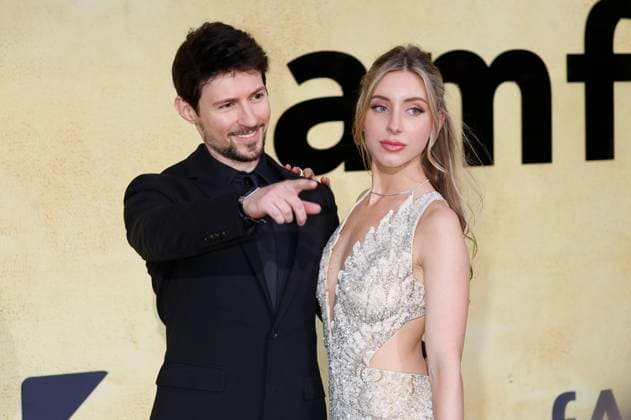 Pavel Durov mit Begleitung bei der 31. amfAR Gala Cannes im Rahmen des Festival de Cannes 2025 78. Internationale Filmfestspiele von Cannes im HÃ tel du Cap-Eden-Roc. Antibes, 22.05.2025