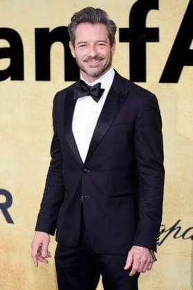 Ian Bohen bei der 31. amfAR Gala Cannes im Rahmen des Festival de Cannes 2025 78. Internationale Filmfestspiele von Cannes im HÃ tel du Cap-Eden-Roc. Antibes, 22.05.2025