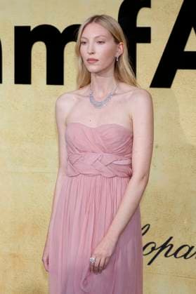 Ella Richards bei der 31. amfAR Gala Cannes im Rahmen des Festival de Cannes 2025 78. Internationale Filmfestspiele von Cannes im HÃ tel du Cap-Eden-Roc. Antibes, 22.05.2025