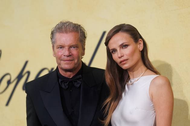Festival de Cannes - amfAR Gala Peter Bakker und Natasha Poly bei der amfAR Gala während der 78. Filmfestspiele Cannes im Hotel du Cap-Eden-Roc in Antibes. Copyright: xEventpressxKochanx