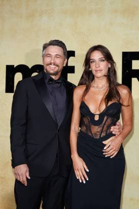 Festival de Cannes - amfAR Gala James Franco und Izabel Pakzad bei der amfAR Gala während der 78. Filmfestspiele Cannes im Hotel du Cap-Eden-Roc in Antibes. Copyright: xEventpressxKochanx