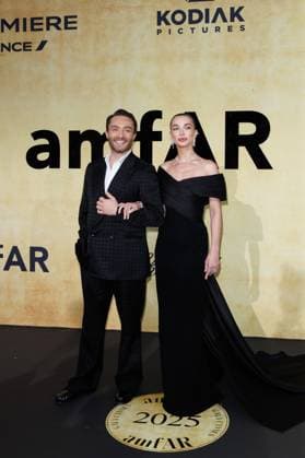 Festival de Cannes - amfAR Gala Ed Westwick und Amy Jackson bei der amfAR Gala während der 78. Filmfestspiele Cannes im Hotel du Cap-Eden-Roc in Antibes. Copyright: xEventpressxKochanx