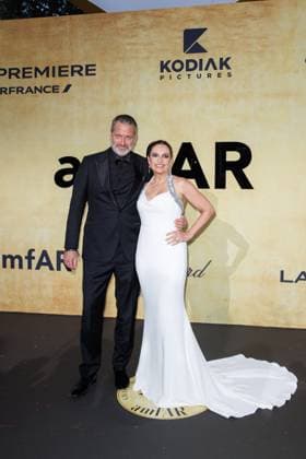 Festival de Cannes - amfAR Gala Peter Hermann und Mariska Hargitay bei der amfAR Gala während der 78. Filmfestspiele Cannes im Hotel du Cap-Eden-Roc in Antibes. Copyright: xEventpressxKochanx