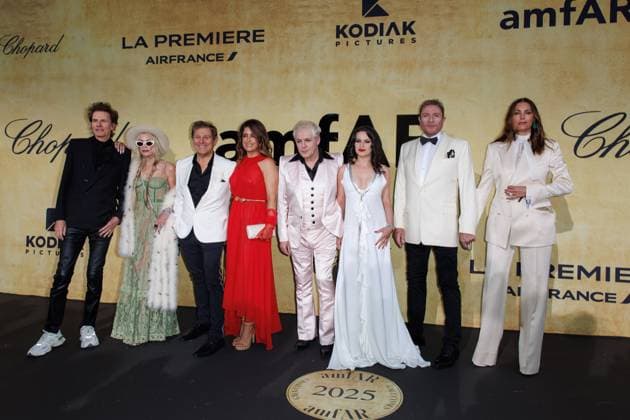 Festival de Cannes - amfAR Gala John Taylor, Gela Nash-Taylor, Roger Taylor, Gisella Bernales, Nick Rhodes, Alexandra Stama, Simon Le Bon und Yasmin Le Bon bei der amfAR Gala während der 78. Filmfestspiele Cannes im Hotel du Cap-Eden-Roc in Antibes. Copyright: xEventpressxKochanx