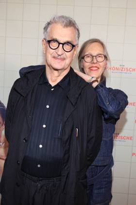 22.05.2025, Wim und Donata Wenders zur Premiere von Der Phönizische Meisterstreich, Delphi-Filmpalast am Zoo, Berlin, Berlin *** 22 05 2025, Wim and Donata Wenders at the premiere of Der Phönizische Meisterstreich, Delphi Filmpalast am Zoo, Berlin, Berlin