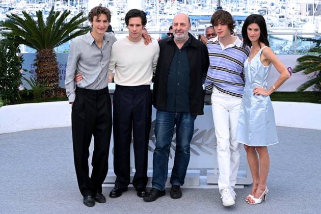 Cannes, 78th Cannes Film Festival 2025, Photocall film: La venue de l avenir Cannes, 78th Cannes Film Festival 2025, Photocall film: La venue de l avenir In the photo: Vassili Schneider, Suzanne Lindon, Paul Kircher, Cédric Klapisch, Abraham Wapler Cannes France  Copyright: xIPA ABACAx