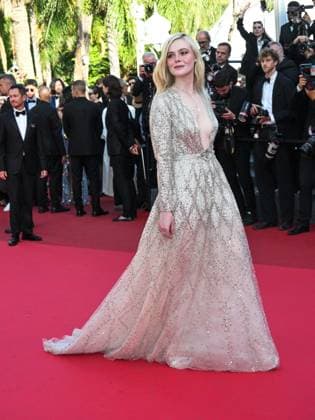 Bilder des Jahres 2025, Entertainment 05 Mai Entertainment Themen der Woche KW21 Entertainment Bilder des Tages Cannes, 78th Cannes Film Festival 2025 - Evening 11 - Red Carpet of the Film The Mastermind Cannes, 78th Cannes Film Festival 2025 - Evening 11 - Red Carpet of the Film THE MASTERMIND In the photo Elle Fanning Cannes Italy  Copyright: xIPA ABACAx