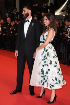 J Karim Benzema et sa compagne Lyna Khoudri lors de la montée des marches du film 13 jours 13 nuits lors du 78ème Festival International du Film de Cannes Karim Benzema and his companion Lyna Khoudri during the walk up the steps for the movie 13 jours 13 nuits during the 78th Cannes International Film Festival On may 23th 2025 Cannes France Jacovides Moreau Bestimage Red carpet for the movie 13 jours 13 nuits during the 78th Cannes International Film Festival at the Palais des Festivals in Cannes, France On may 23th 2025 Cannes France  Copyright: xJACOVIDES-MOREAUx xBESTIMAGExJACOVIDES-MOREAUx xBESTIMAGEx