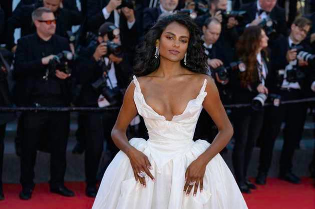 Cannes The Mastermind Red Carpet NG Simone Ashley attending the ‘The Mastermind’ Screening and Red Carpet at Palais Des Festivals in Cannes, France on May 23 2025 as part of the 78th Cannes Film Festival. Photo by Nicolas Genin ABACAPRESS.COM Cannes France  Copyright: xGeninxNicolas ABACAx
