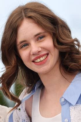 Cannes - Jeunes Meres Photocall Babette Verbeek pose during the Jeunes Mères photocall at the 78th annual Cannes Film Festival at Palais des Festivals on May 24, 2025 in Cannes, France. Photo by Shootpix ABACAPRESS.COM Cannes France  Copyright: xShootpix ABACAx