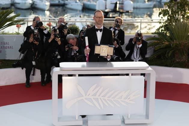 78. Internationalen Filmfestspiele von Cannes 2025 - AWARDS Cannes, Frankreich - 24.5.2024: Joachim Trier, Gewinner Grand Prix für den Film Affeksjonsverdi (Sentimental Value) während des Photocalls mit den Awards während der Abschlusszeremonie während der 78. Internationalen Filmfestspiele von Cannes. Die 78. Internationalen Filmfestspiele von Cannes finden vom 13. bis 24. Mai 2025 statt. Provence-Alpes-Cote d Azur