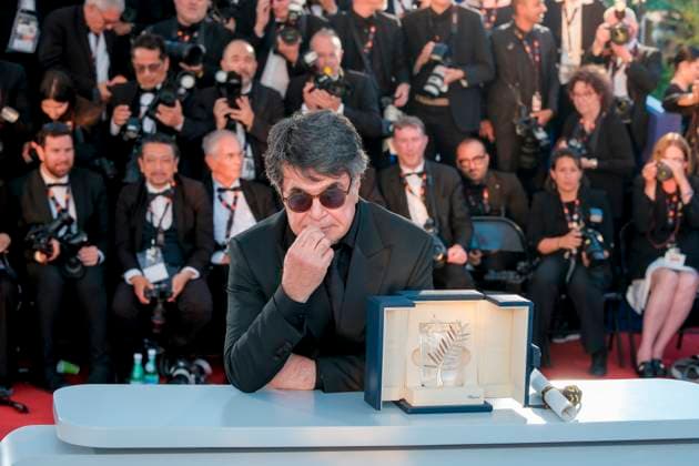 78eme Festival International du Film de Cannes Photocell des palmes 78th International Cannes Film Festival Photocall with winners Palme dOr pour son film Un simple accident 445099 2025 05 24 France Panahi, Jafar  Copyright: xFranckxBoutonnetx xStarfacex STAR_445099_033