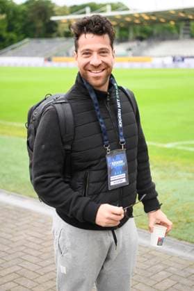 Patrick Fernandez beim Benefiz-Fußballspiel Kicken mit Stars im Eilenriedestadion. Hannover, 25.05.2025