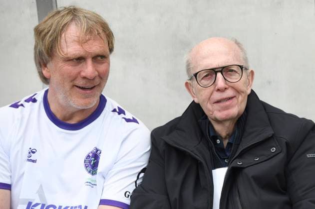Ansgar Brinkmann und Reiner Calmund beim Benefiz-Fußballspiel Kicken mit Stars im Eilenriedestadion. Hannover, 25.05.2025