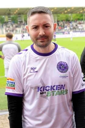Menderes Bagci beim Benefiz-Fußballspiel Kicken mit Stars im Eilenriedestadion. Hannover, 25.05.2025