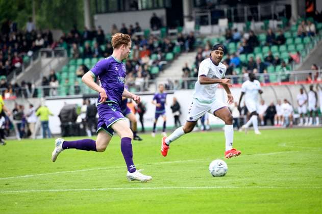 Jannik Freestyle beim Benefiz-Fußballspiel Kicken mit Stars im Eilenriedestadion. Hannover, 25.05.2025
