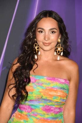 LAS VEGAS, NV - MAY 26: **EDITORIAL USE ONLY** Emily Bear at the 2025 American Music Awards at Fontainebleau Las Vegas on May 26, 2025 in Las Vegas, Nevada. Copyright: xJeffreyxMayerx