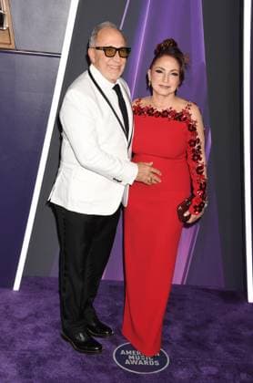 LAS VEGAS, NV - MAY 26: **EDITORIAL USE ONLY** Emilio Estefan and Gloria Estefan at the 2025 American Music Awards at Fontainebleau Las Vegas on May 26, 2025 in Las Vegas, Nevada. Copyright: xJeffreyxMayerx