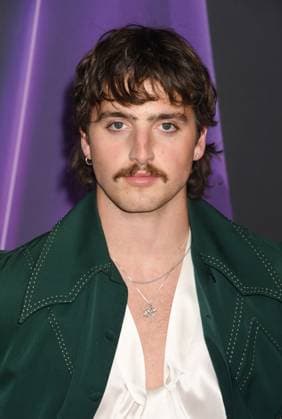 LAS VEGAS, NV - MAY 26: **EDITORIAL USE ONLY** Benson Boone at the 2025 American Music Awards at Fontainebleau Las Vegas on May 26, 2025 in Las Vegas, Nevada. Copyright: xJeffreyxMayerx