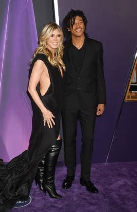 LAS VEGAS, NV - MAY 26: **EDITORIAL USE ONLY** Heidi Klum and Henry Günther Ademola Dashtu Samuel at the 2025 American Music Awards at Fontainebleau Las Vegas on May 26, 2025 in Las Vegas, Nevada. Copyright: xJeffreyxMayerx