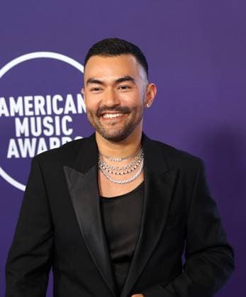 Denny Directo arrives for the 51st annual American Music Awards at the Fontainebleau Las Vegas on Monday, May 26, 2025.  LAV20250525408 JAMESxATOA
