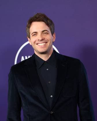 Andrew Underberg arrives for the 51st annual American Music Awards at the Fontainebleau Las Vegas on Monday, May 26, 2025.  LAV20250525415 JAMESxATOA