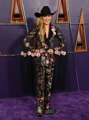 Lainey Wilson arrives for the 51st annual American Music Awards at the Fontainebleau Las Vegas on Monday, May 26, 2025.  LAV20250525471 JAMESxATOA