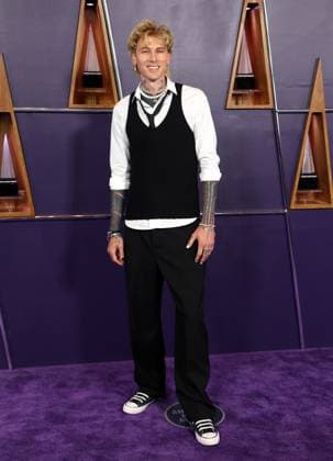 Machine Gun Kelly arrives for the 51st annual American Music Awards at the Fontainebleau Las Vegas on Monday, May 26, 2025.  LAV20250525496 JAMESxATOA