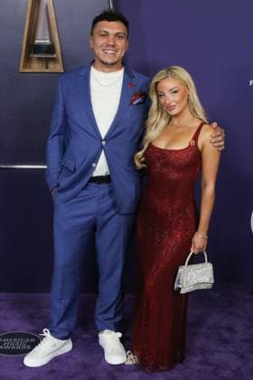May 26, 2025, Las Vegas, Nevada, USA: Frazier Kay and Charlotte Parkes at the 2025 American Music Awards held at the Fontainebleau Hotel in Las Vegas, Nevada on Monday May 26, 2025. BURT HARRIS BNS PI Las Vegas USA - ZUMAp124 20250526_zaa_p124_013 Copyright: xBurtxHarrisx