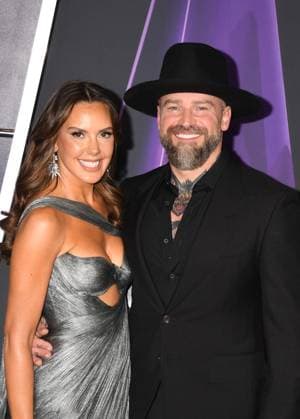 LAS VEGAS, NV - MAY 26: **EDITORIAL USE ONLY** Kendra Scott and Zac Brown at the 2025 American Music Awards at Fontainebleau Las Vegas on May 26, 2025 in Las Vegas, Nevada. Copyright: xJeffreyxMayerx