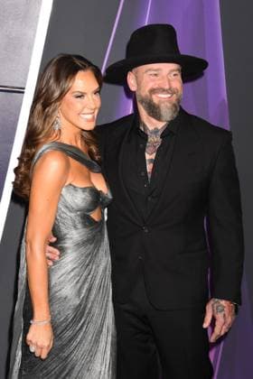 LAS VEGAS, NV - MAY 26: **EDITORIAL USE ONLY** Kendra Scott and Zac Brown at the 2025 American Music Awards at Fontainebleau Las Vegas on May 26, 2025 in Las Vegas, Nevada. Copyright: xJeffreyxMayerx