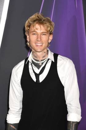 LAS VEGAS, NV - MAY 26: **EDITORIAL USE ONLY** MGK at the 2025 American Music Awards at Fontainebleau Las Vegas on May 26, 2025 in Las Vegas, Nevada. Copyright: xJeffreyxMayerx