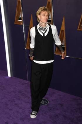 LAS VEGAS, NV - MAY 26: **EDITORIAL USE ONLY** MGK at the 2025 American Music Awards at Fontainebleau Las Vegas on May 26, 2025 in Las Vegas, Nevada. Copyright: xJeffreyxMayerx