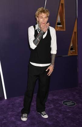 LAS VEGAS, NV - MAY 26: **EDITORIAL USE ONLY** MGK at the 2025 American Music Awards at Fontainebleau Las Vegas on May 26, 2025 in Las Vegas, Nevada. Copyright: xJeffreyxMayerx