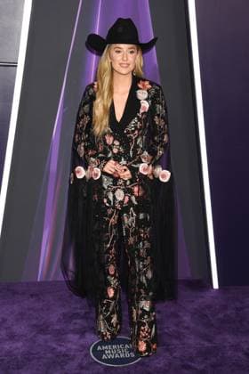 LAS VEGAS, NV - MAY 26: **EDITORIAL USE ONLY** Lainey WIlson at the 2025 American Music Awards at Fontainebleau Las Vegas on May 26, 2025 in Las Vegas, Nevada. Copyright: xJeffreyxMayerx